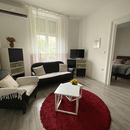 Apartment Milijana ซูโบติกา ภายนอก รูปภาพ