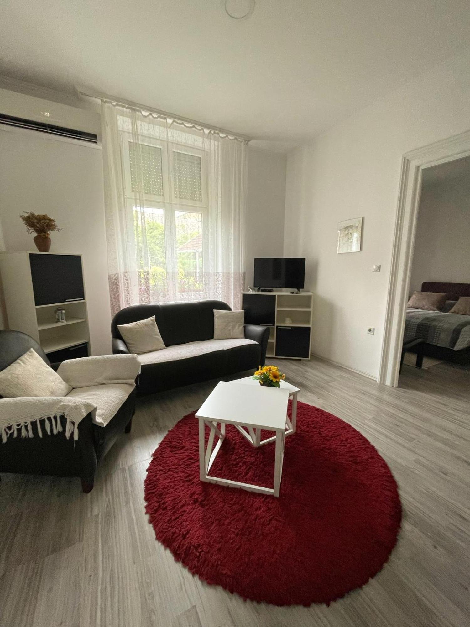 Apartment Milijana ซูโบติกา ภายนอก รูปภาพ