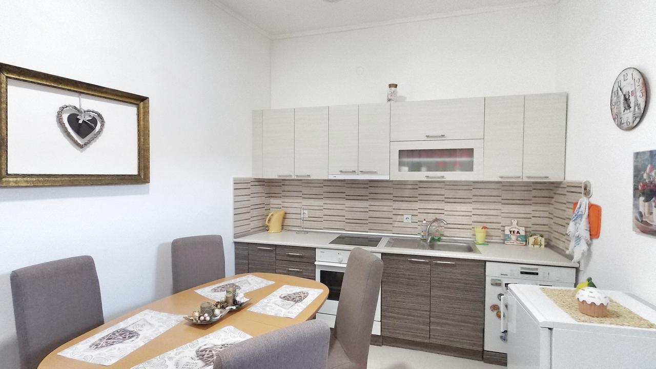 Apartment Milijana ซูโบติกา ภายนอก รูปภาพ